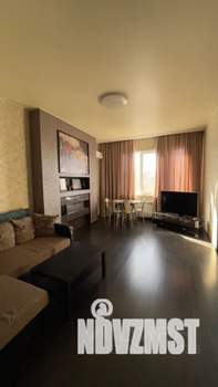 1-к квартира, посуточно, 49м2, 1/10 этаж