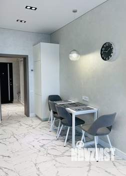 Студия квартира, посуточно, 42м2, 9/10 этаж