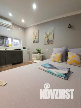 Студия квартира, посуточно, 15м2, 2/2 этаж