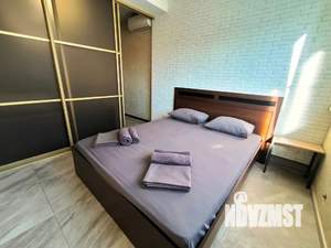 1-к квартира, посуточно, 40м2, 2/10 этаж