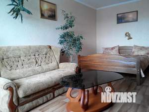 1-к квартира, посуточно, 33м2, 4/5 этаж