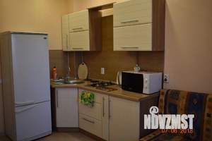 1-к квартира, посуточно, 46м2, 1/1 этаж