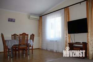2-к квартира, посуточно, 100м2, 1/1 этаж