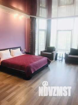 1-к квартира, посуточно, 43м2, 4/10 этаж