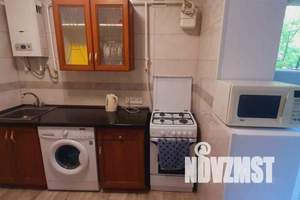 1-к квартира, посуточно, 40м2, 1/5 этаж