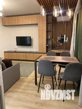 Студия квартира, посуточно, 50м2, 7/10 этаж