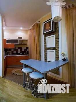 Студия квартира, посуточно, 35м2, 2/3 этаж