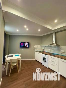 Студия квартира, посуточно, 45м2, 4/10 этаж