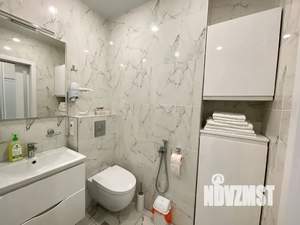 Студия квартира, посуточно, 41м2, 3/10 этаж