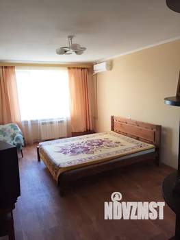 1-к квартира, посуточно, 40м2, 2/9 этаж