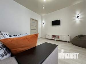 1-к квартира, посуточно, 35м2, 3/5 этаж