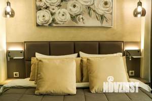 Студия квартира, посуточно, 42м2, 1/5 этаж