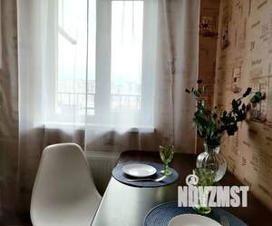 1-к квартира, посуточно, 35м2, 8/10 этаж