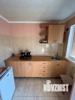 1-к квартира, посуточно, 28м2, 1/2 этаж