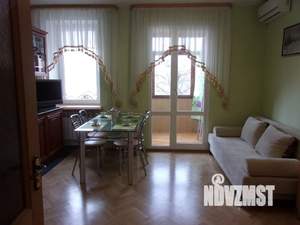 1-к квартира, посуточно, 38м2, 3/3 этаж