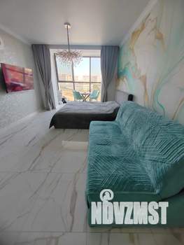 Студия квартира, посуточно, 37м2, 9/10 этаж