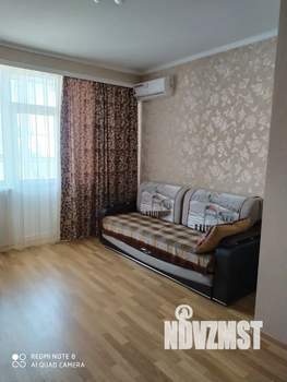 1-к квартира, посуточно, 40м2, 4/9 этаж