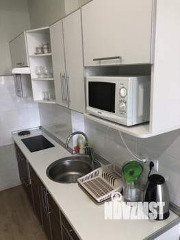 Студия квартира, посуточно, 48м2, 3/13 этаж