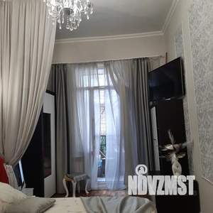 1-к квартира, посуточно, 30м2, 1/2 этаж