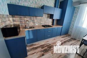 1-к квартира, посуточно, 42м2, 4/10 этаж