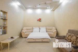 1-к квартира, посуточно, 40м2, 2/3 этаж