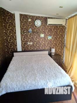 Студия квартира, посуточно, 33м2, 2/3 этаж