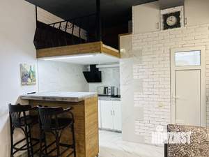 Студия квартира, посуточно, 23м2, 1/4 этаж