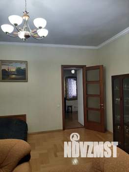 3-к квартира, посуточно, 100м2, 3/3 этаж