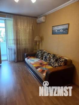 1-к квартира, посуточно, 32м2, 2/4 этаж