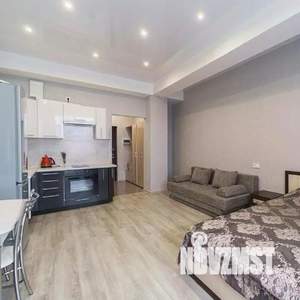 1-к квартира, посуточно, 38м2, 3/10 этаж