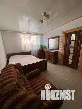 1-к квартира, посуточно, 50м2, 1/1 этаж