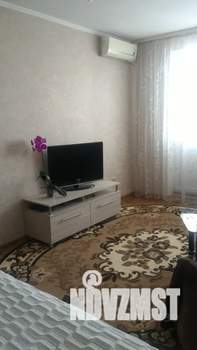 1-к квартира, посуточно, 33м2, 5/5 этаж
