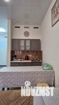 Студия квартира, посуточно, 28м2, 1/3 этаж