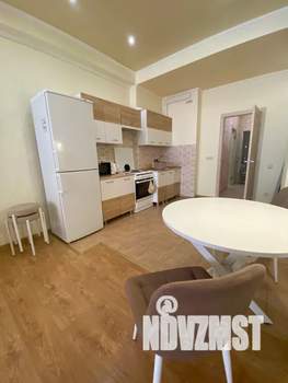 Студия квартира, посуточно, 39м2, 3/13 этаж