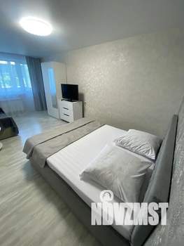 1-к квартира, посуточно, 38м2, 3/5 этаж