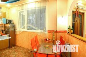 2-к квартира, посуточно, 80м2, 1/3 этаж