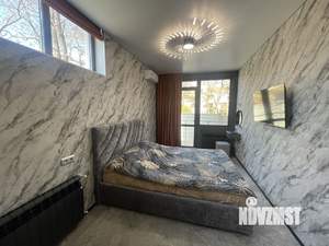 Студия квартира, посуточно, 44м2, 1/3 этаж