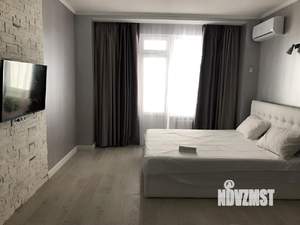 1-к квартира, посуточно, 54м2, 4/10 этаж