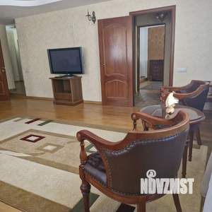4-к квартира, посуточно, 114м2, 1/3 этаж