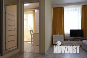 1-к квартира, посуточно, 36м2, 2/6 этаж