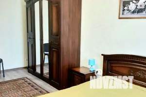 4-к квартира, посуточно, 80м2, 3/3 этаж