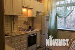 1-к квартира, посуточно, 40м2, 2/2 этаж