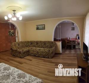 1-к квартира, посуточно, 44м2, 2/3 этаж