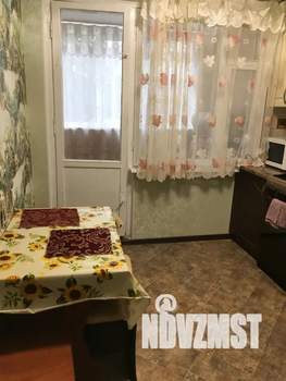 1-к квартира, посуточно, 41м2, 2/9 этаж