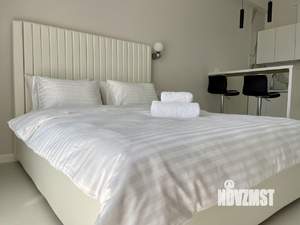 Студия квартира, посуточно, 35м2, 8/10 этаж