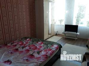 1-к квартира, посуточно, 40м2, 2/2 этаж