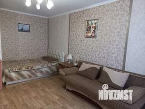 1-к квартира, посуточно, 38м2, 1/1 этаж