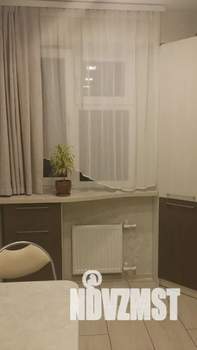 1-к квартира, посуточно, 40м2, 7/10 этаж