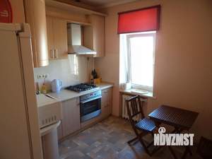 2-к квартира, посуточно, 54м2, 1/1 этаж
