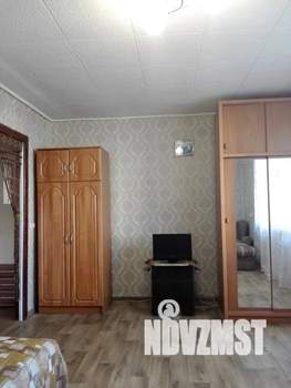 1-к квартира, посуточно, 42м2, 5/5 этаж